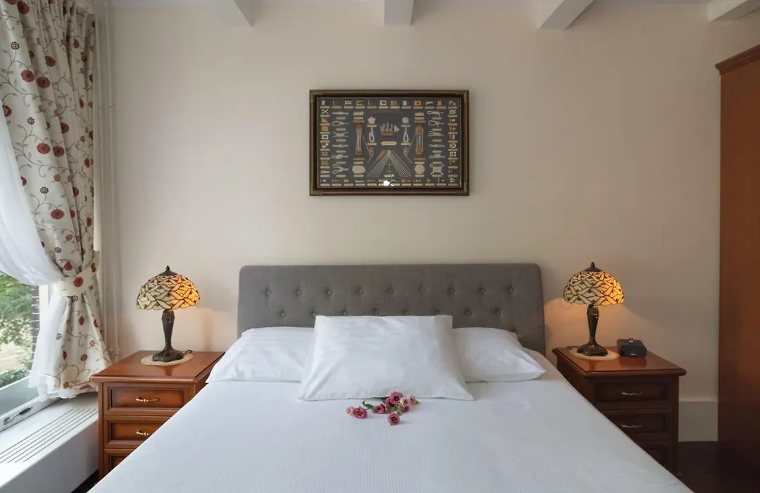 Keizershouse Amsterdam-1